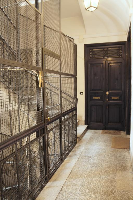 Roman Suite Luaran gambar